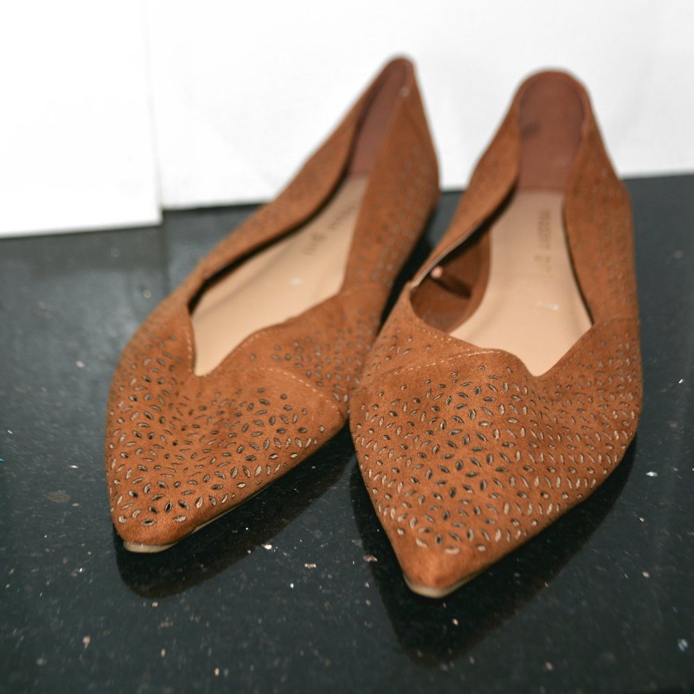 MADDEN GIRL Perforated Loafer Flats - Picture 6 of 7